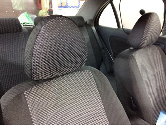 Авточехлы на Nissan Almera N16