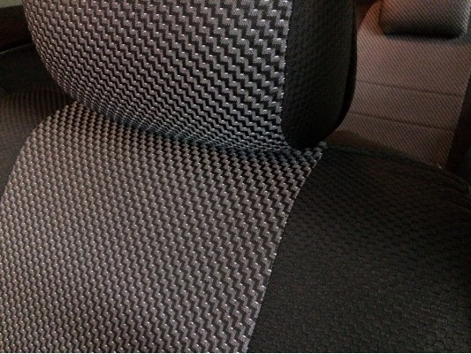 Авточехлы на Toyota Avensis T27