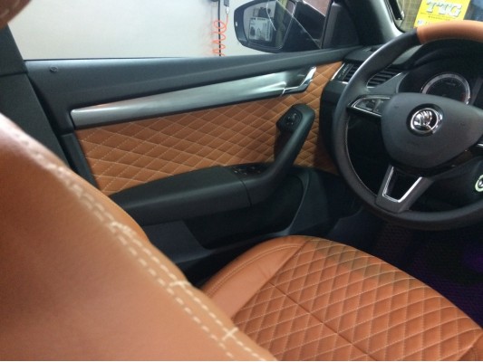 Каркасные авточехлы на Skoda Octavia A7 FL Каркасные авточехлы на Skoda Octavia A7 FL