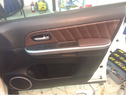 Перетяжка дверных карт Перетяжка дверных карт